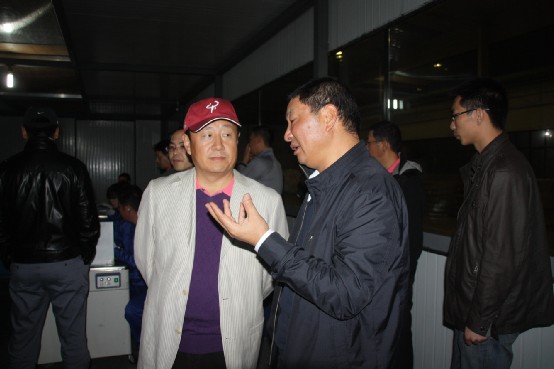 参观交流