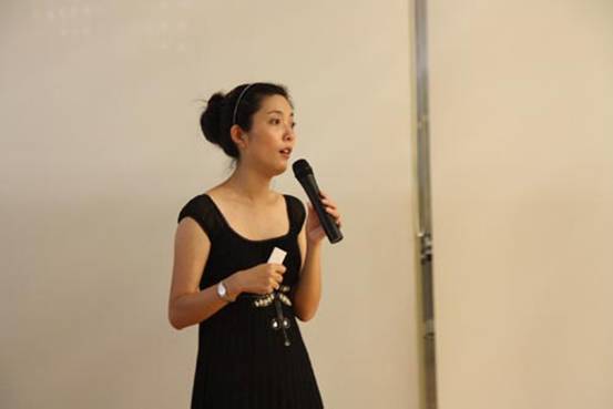 阿姆斯壮代表演讲