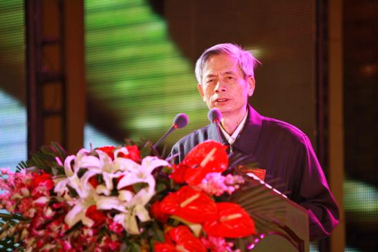 中国房地产业协会副会长朱中一讲话