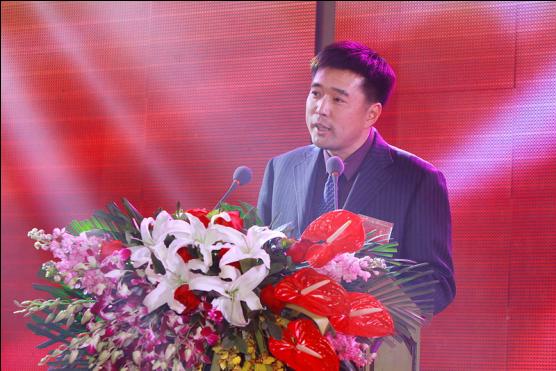 中经联盟监事会主席、锦绣新天地投资有限公司运营副总裁王哲主持会议
